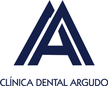 logo clínica dental argudo